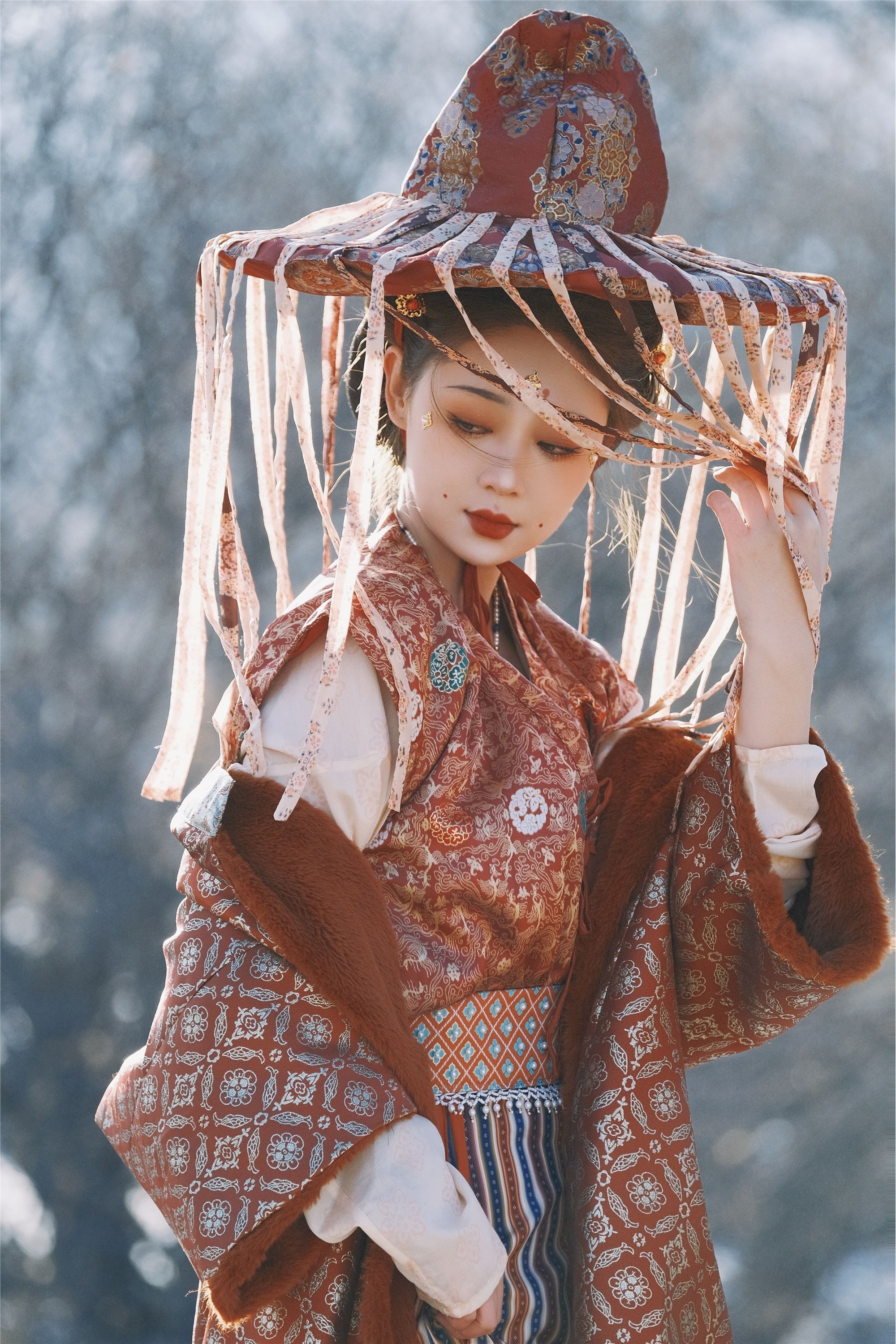 YITUYU艺图语 2025.03.10 渡关山 夏念